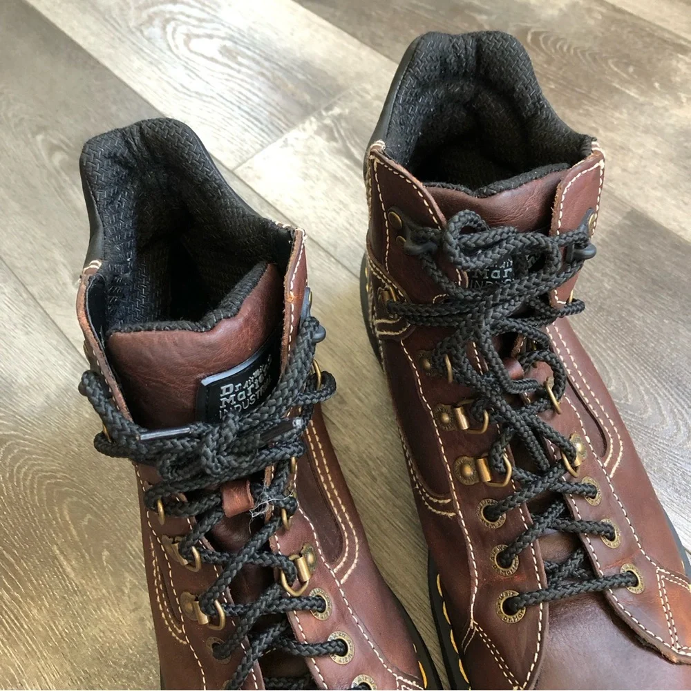 Men's Brown Leather Work Boots - Lace-Up Safety Style